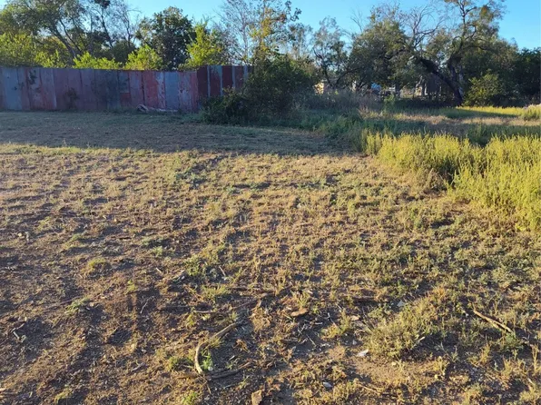 707 China St, Brownwood, TX 76801