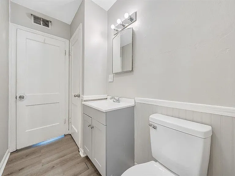 2109 Colgate St NE — Photo 13