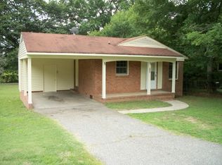 208 Crescent Ct, Lincolnton, NC 28092