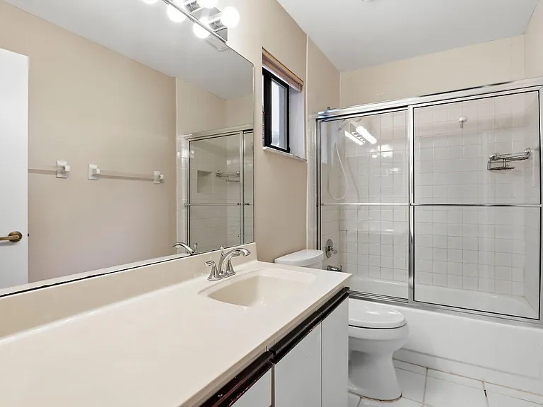 6170 Bay Isles Dr — Photo 24