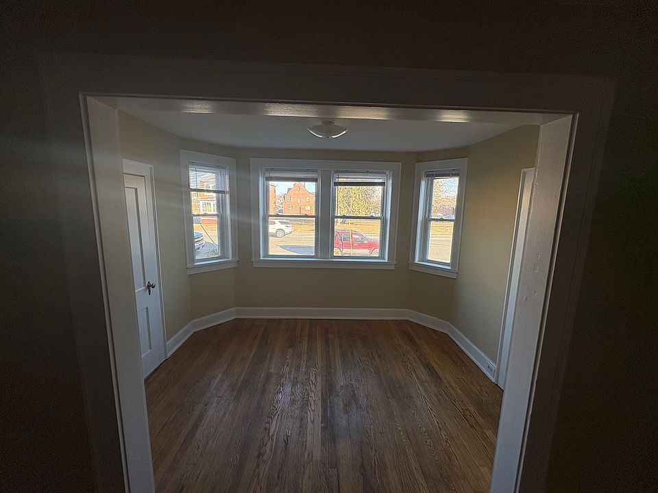 1st image of 339 Jefferson Ave N APT B