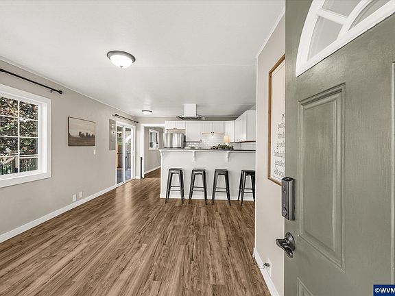 2nd image of 1104 Caleb St