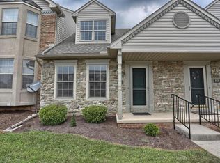 620 Cobblestone Ln, Lancaster, PA 17601