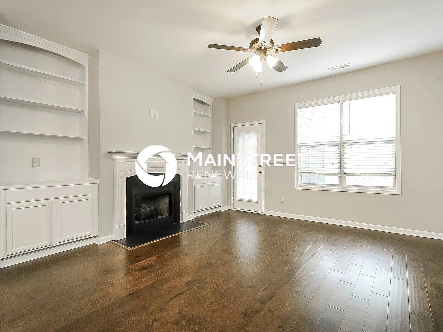 142 Golden Gate Pkwy — Photo 3
