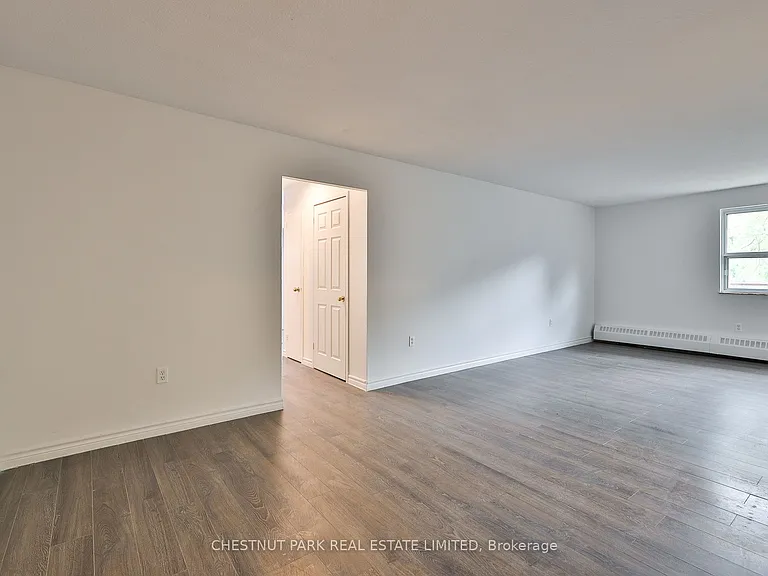 900 Glen St #218 — Photo 7