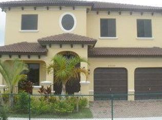 10501 SW 231 Te, Miami, FL 33190