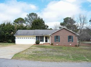 410 Starla Dr, Anniston, AL 36207