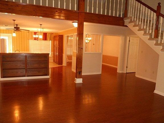 4th image of 505 Wedgewood Dr