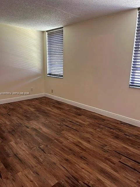 Condo 1 Of Sabal Palm Con — Photo 4