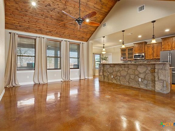 5th image of 4720 Lago Vista Dr