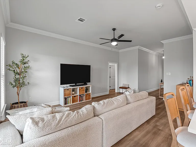 24 Venecia Ct — Photo 35