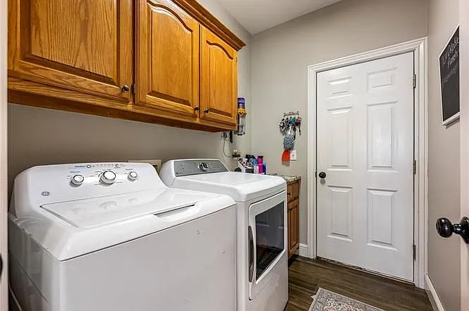 701 Drake St — Photo 11