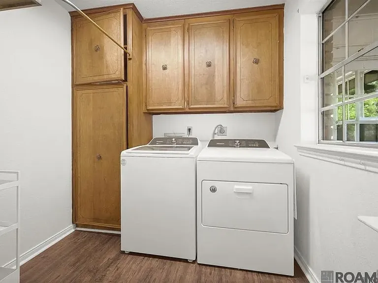 1369 Crescent Dr — Photo 14