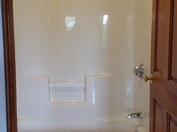 4th image of 1291 Plainfield St #1