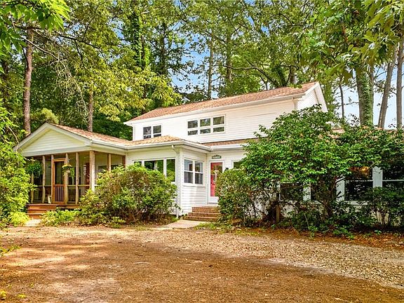 2nd image of 1137 Inland Rd