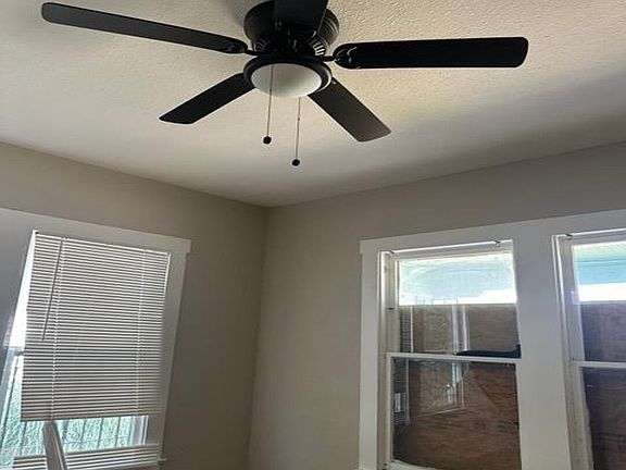 4th image of 2651 E HOUSTON ST