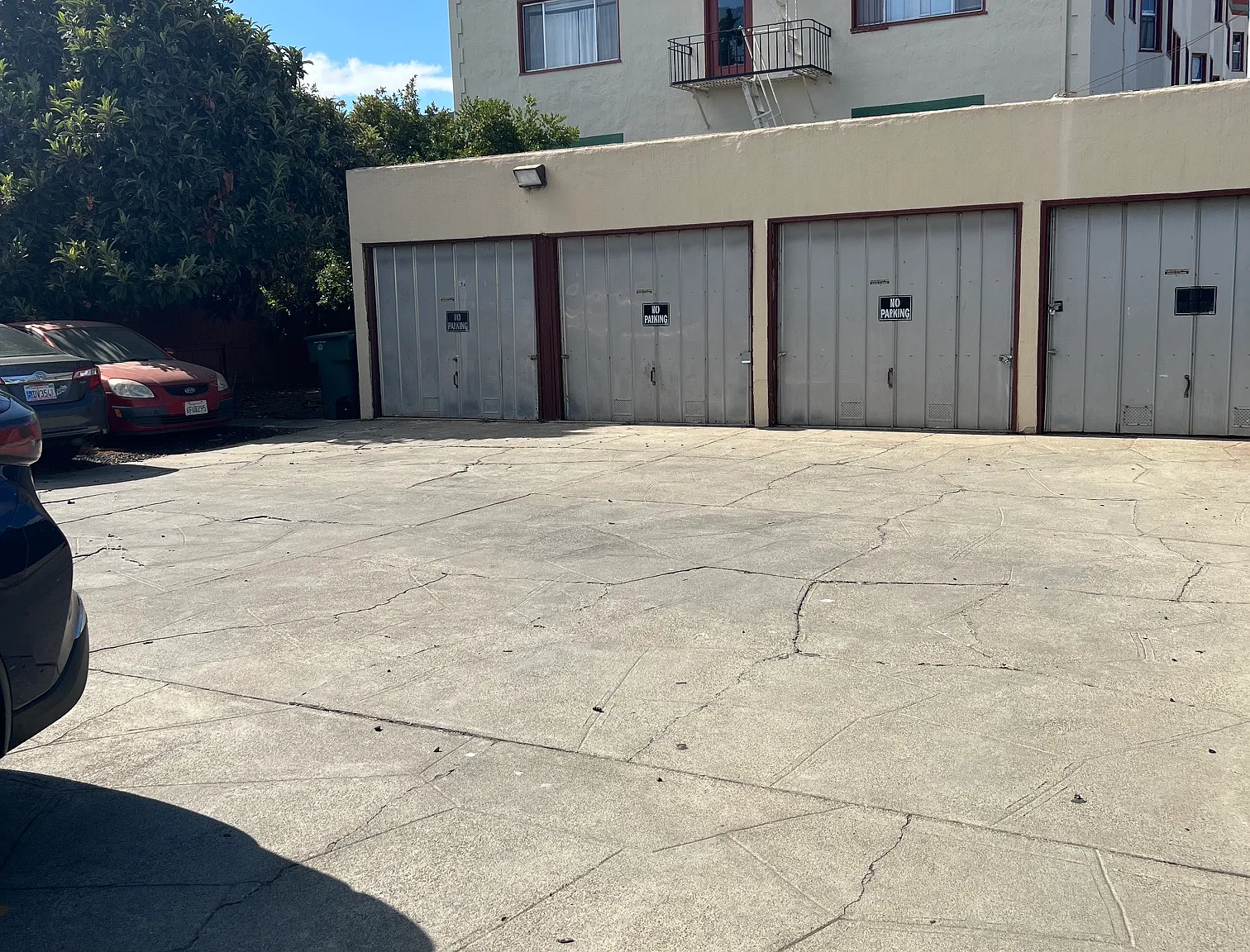 2 bed, 950 sqft, $2,250 — Photo 2