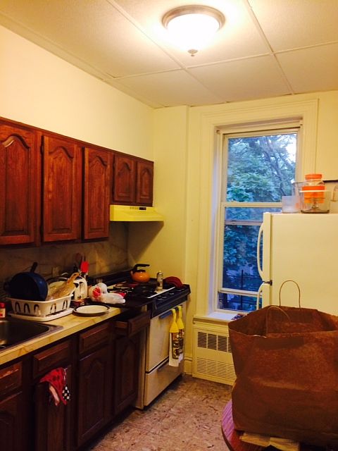 2nd image of 516 72nd St APT 4