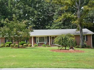 185 Maple Hollow Rd, MOUNT AIRY, NC 27030