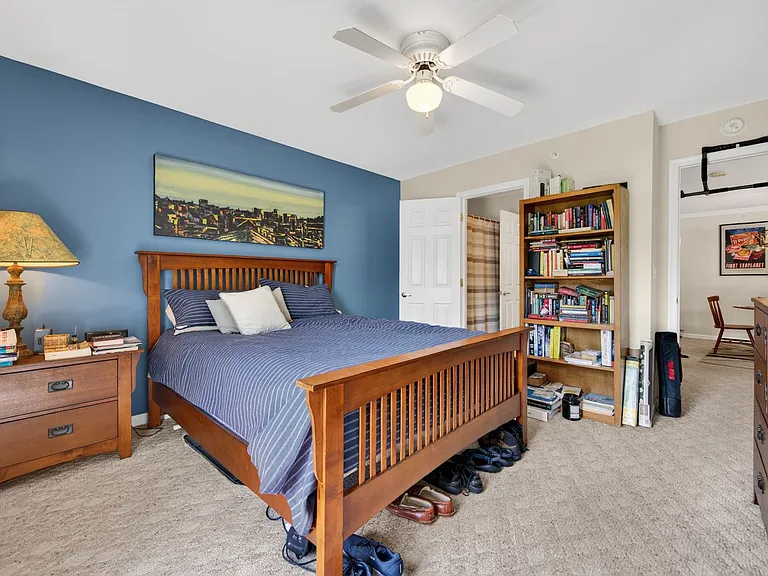 215 S Knollwood Dr — Photo 24