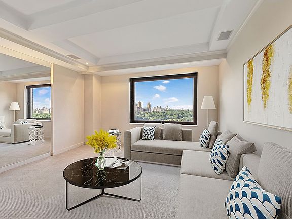 4th image of 160 Central Park S #1607
