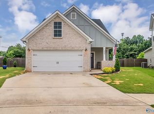 1038 Highgrove Hts NW, Harvest, AL 35749