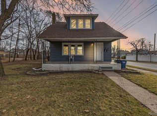 1593 Electric Ave, Lincoln Park, MI 48146