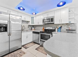 51 Madrid Ln #2-14, Davie, FL 33324