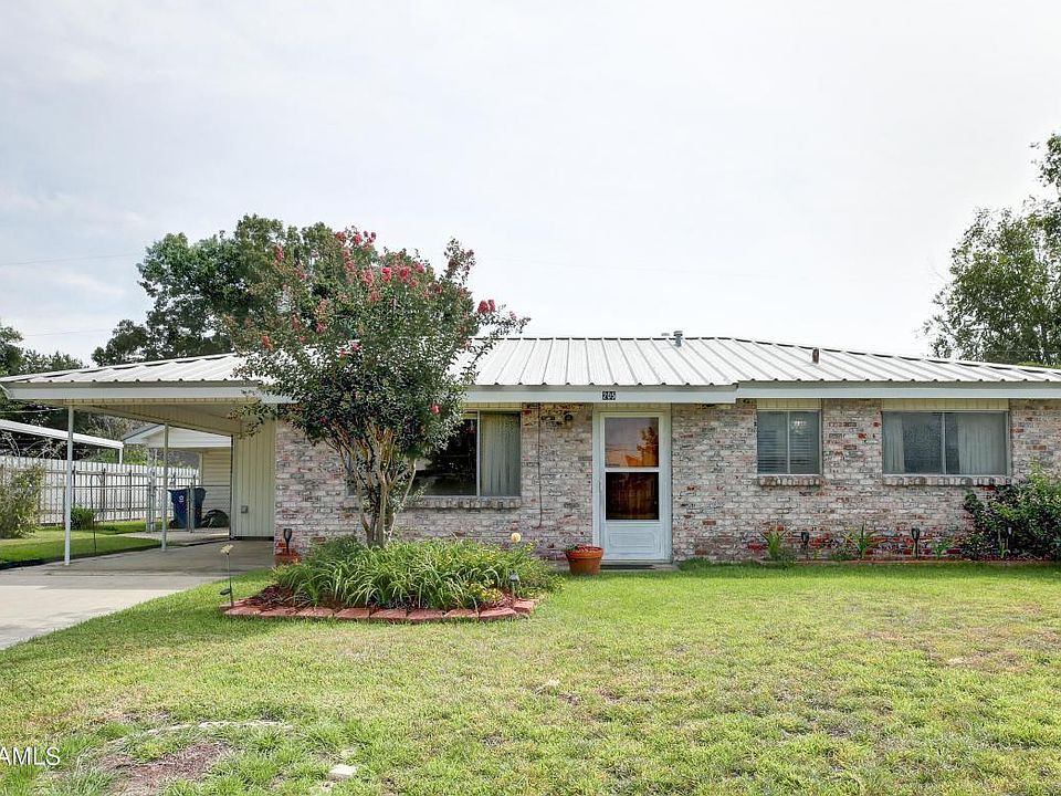 1st image of 205 Palms Dr