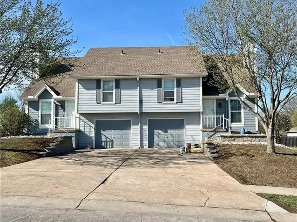 1108-1110 SE 8th St, Lees Summit, MO 64063