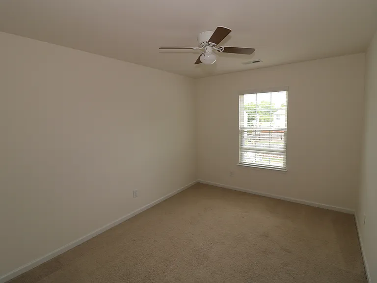 4022 Linsbury Ct — Photo 19