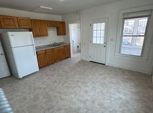 589 Center St, Manchester, CT 06040