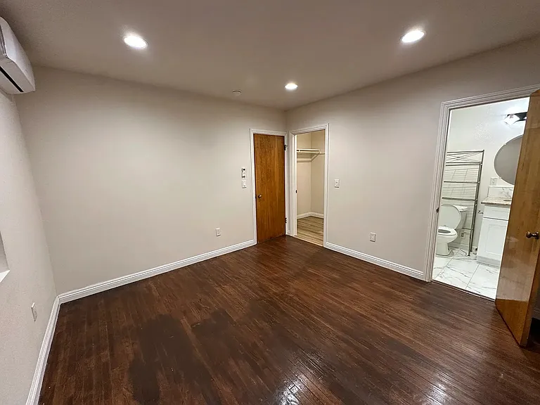 15634 N Hudson Ave — Photo 7