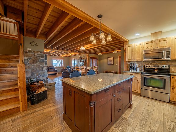 4th image of 41719 Valley View Rd