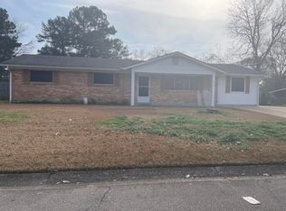 708 Hemlock St, Columbus, MS 39702
