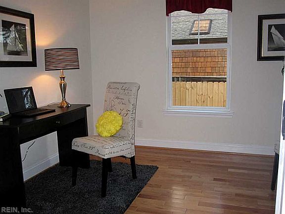 2nd image of 4824 Lee Ave