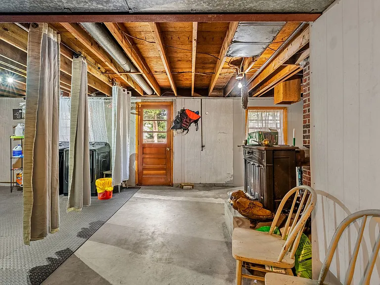 1416 University Dr — Photo 28