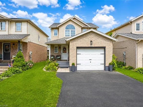 925 Copper Leaf Cres, Kitchener, ON N2E 3W1