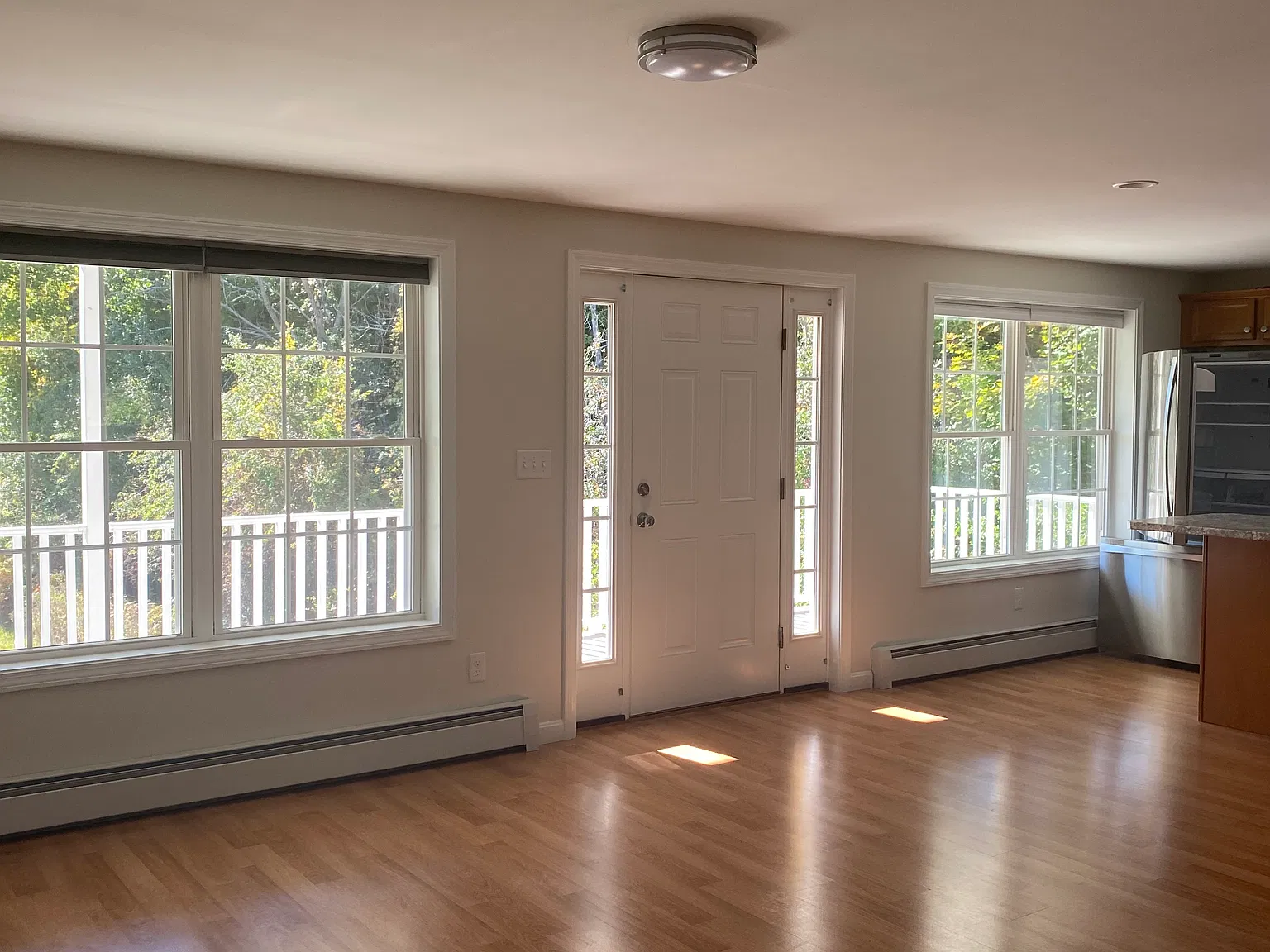 1 bed, 800 sqft, $2,400 — Photo 3