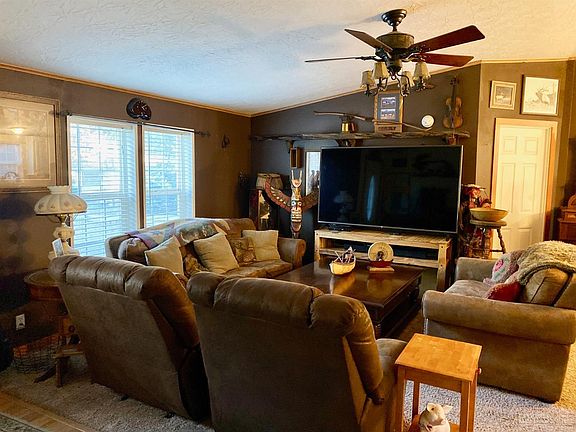 4th image of 60895 McMullin Dr