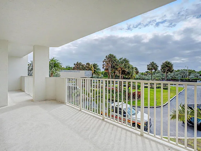 4301 N Ocean Blvd #A206 — Photo 42