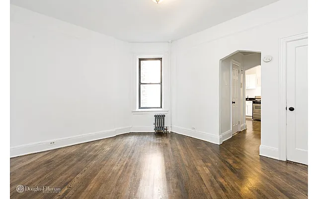 Rented by Douglas Elliman | media 36