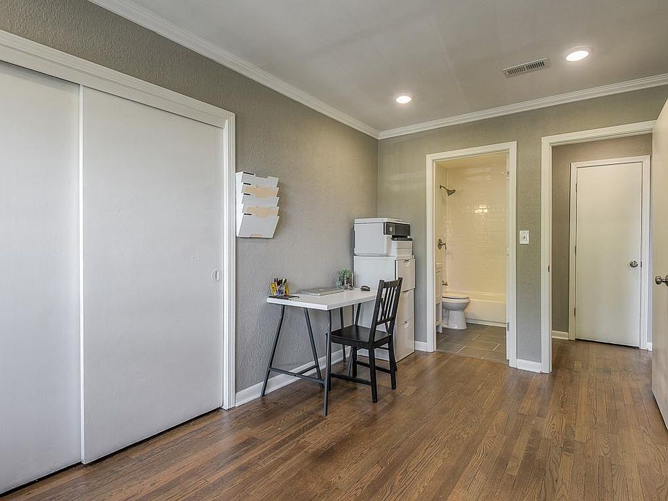 1st image of 527 Gladstone Blvd #2S