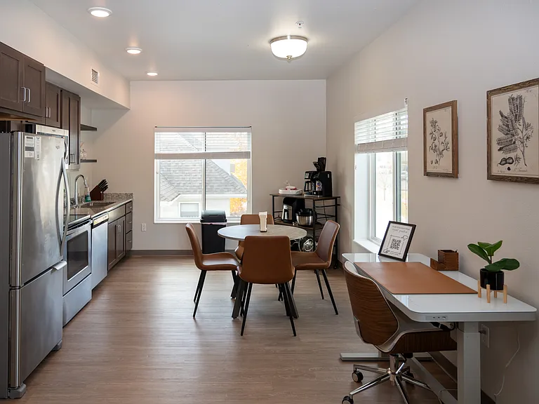 511 3rd Ave SW #334 — Photo 3