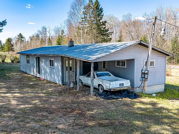 3rd image of 35698 Tapiola Rd