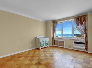 700 Shore Rd APT 3D, Long Beach, NY 11561