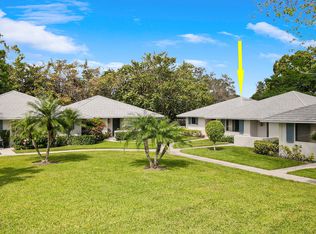 826 Club Dr, Palm Beach Gardens, FL 33418