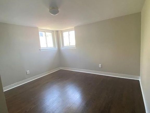 4th image of 339 N 6th St