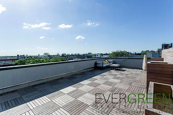 Rented by Evergreen Apartments BK | media 3