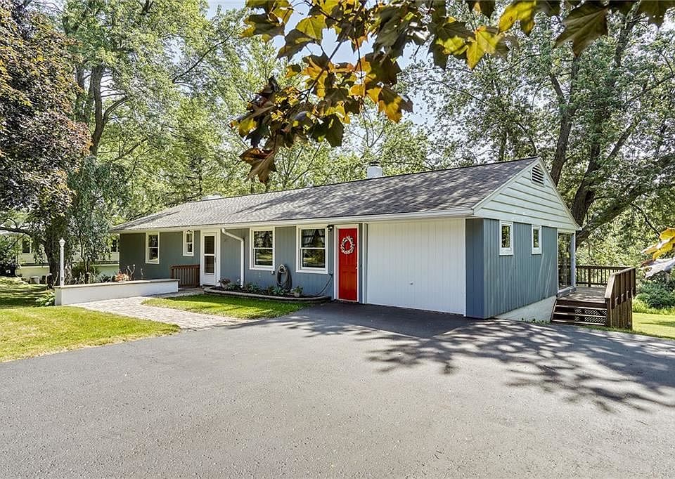 1st image of 6201 Willow Dr